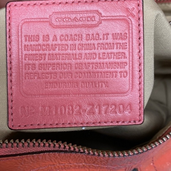 Coach | Patent Leather Purse in Salmon Pink - 12.5” x 8” x 3” - Picture 3 of 14